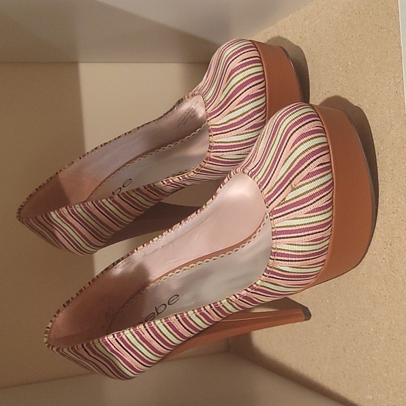Bebe Pumps-Flash Sale - Picture 1 of 3
